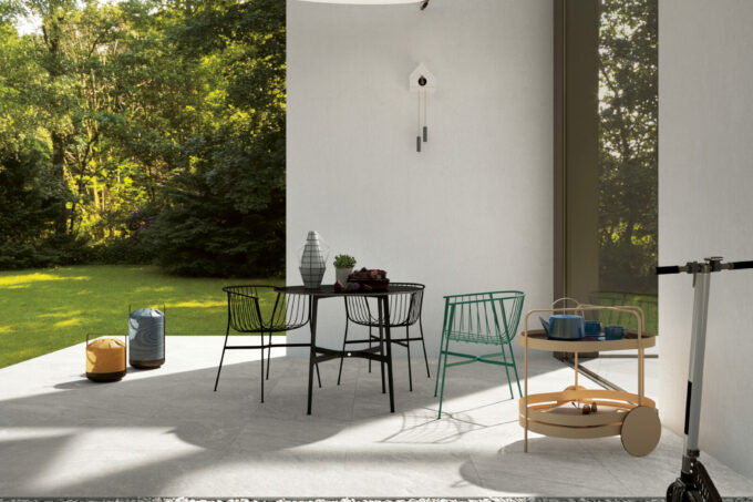 Living Marmorera White